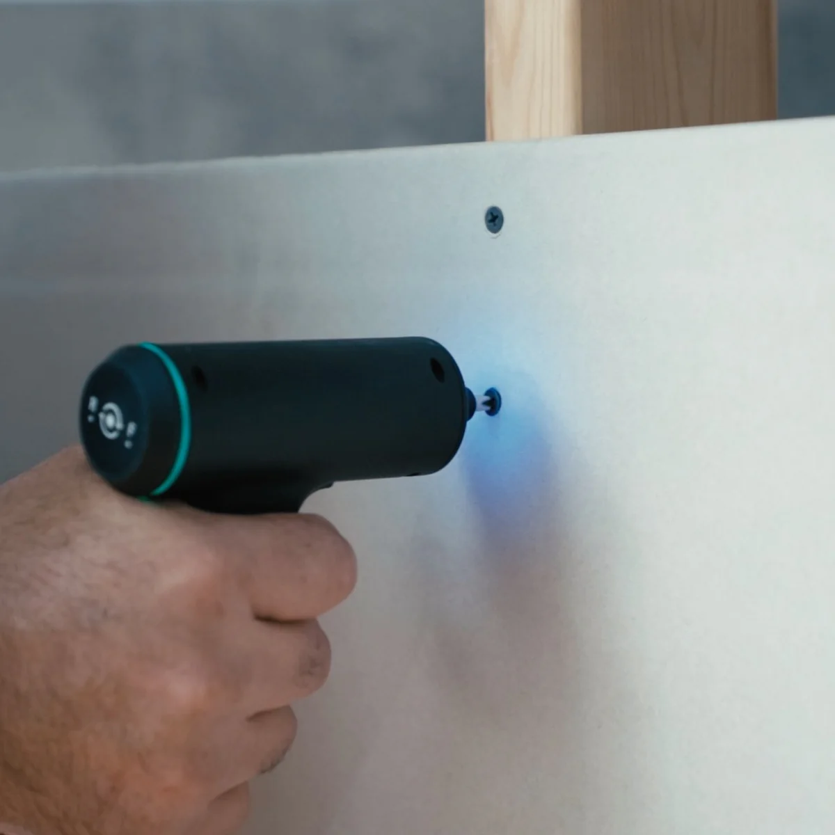 Electric Screwdriver - Image 5